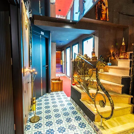 Karakoy Aparts - Special Category מלון 4*