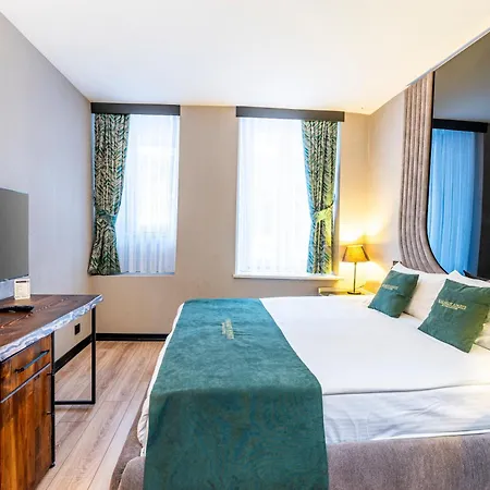 Karakoy Aparts - Special Category 4*