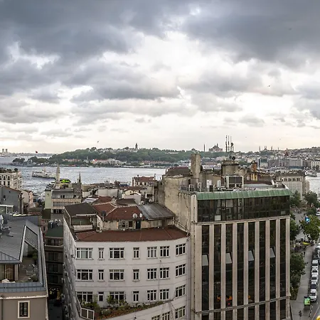 Otel Karakoy Aparts - Special Category 4*